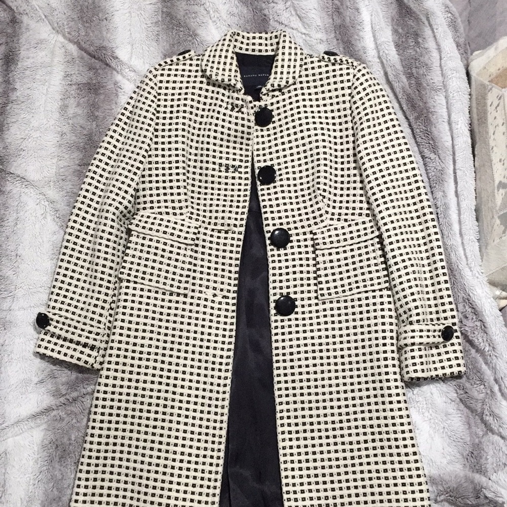 Banana republic fitted tweed coat size XS
